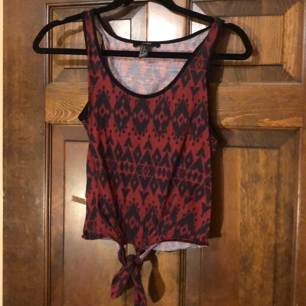 Geometric Crop Top!